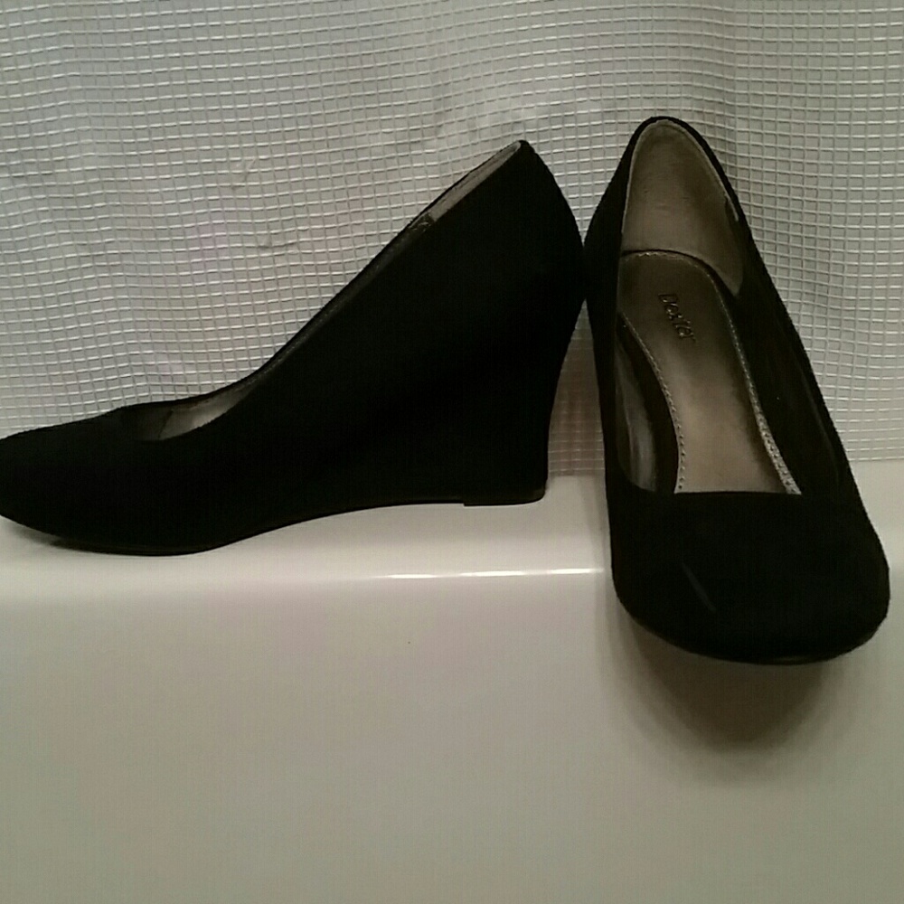 Wedge shoes